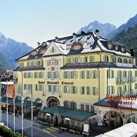 Hotel Dolomiti Schloss Canazei Esterno foto