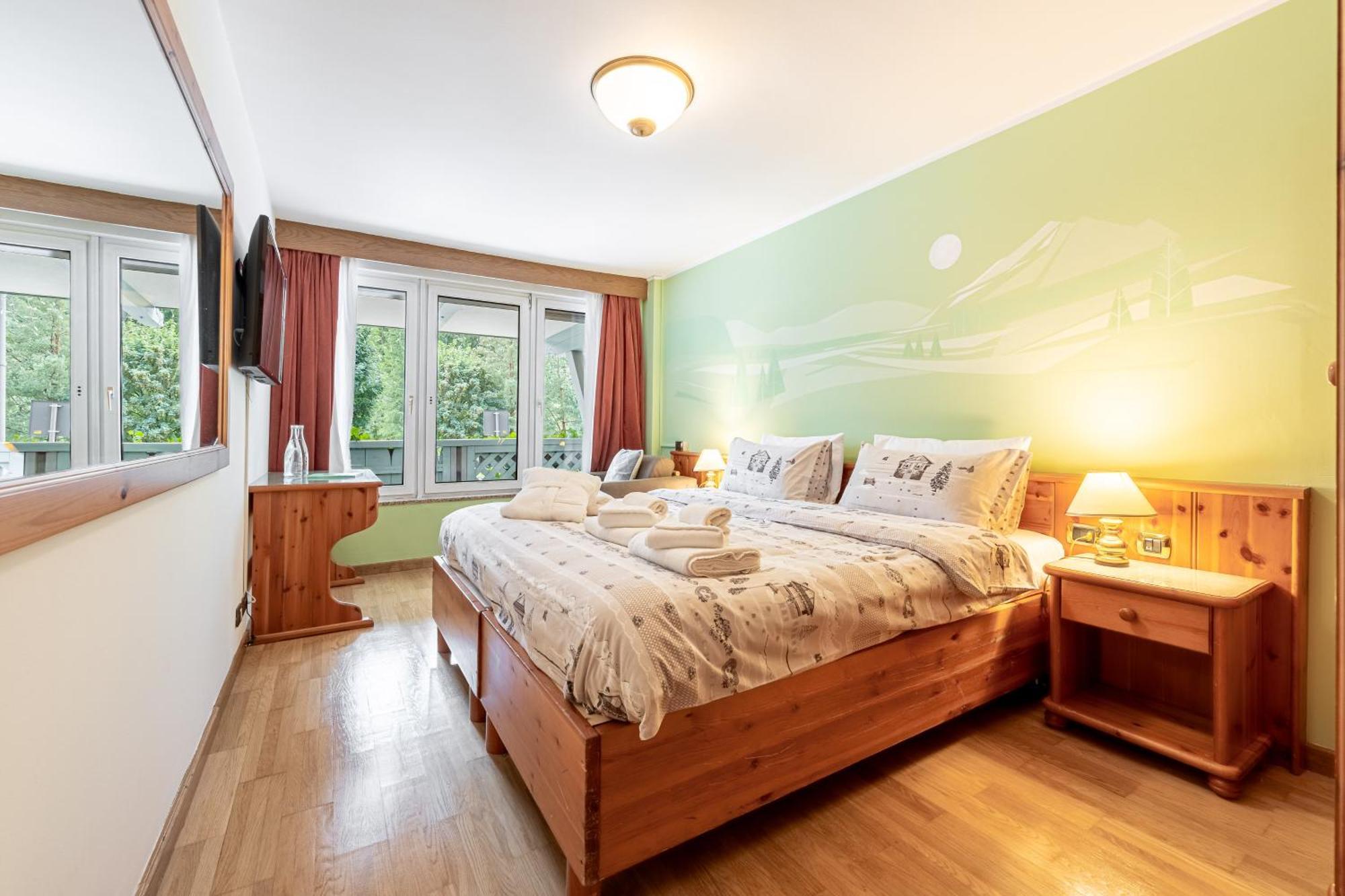 Hotel Dolomiti Schloss Canazei Esterno foto